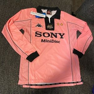 Juventus Retro Pink Kappa soccer jersey